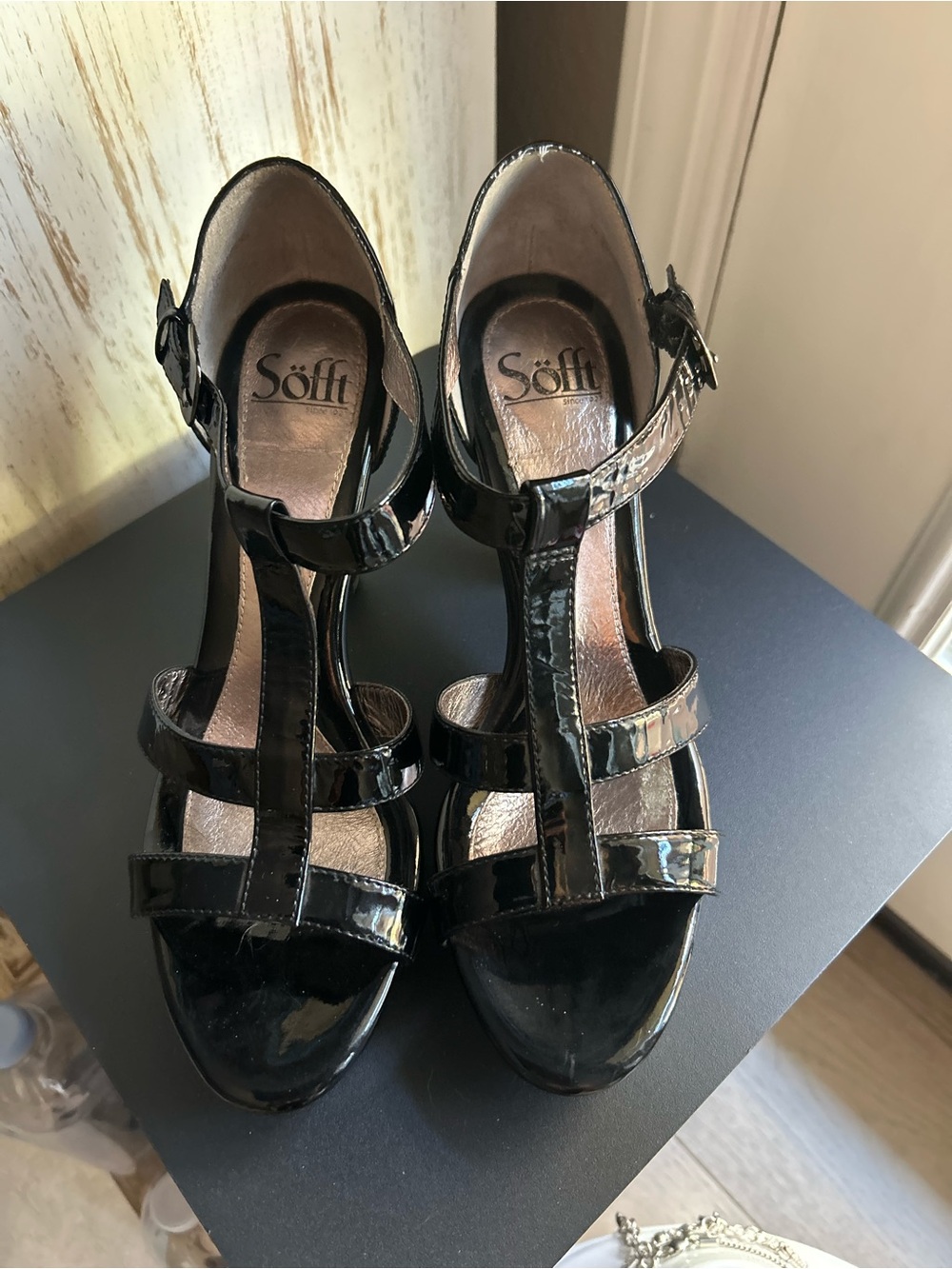 Sofft Black Patent T-Strap Heeled Sandals